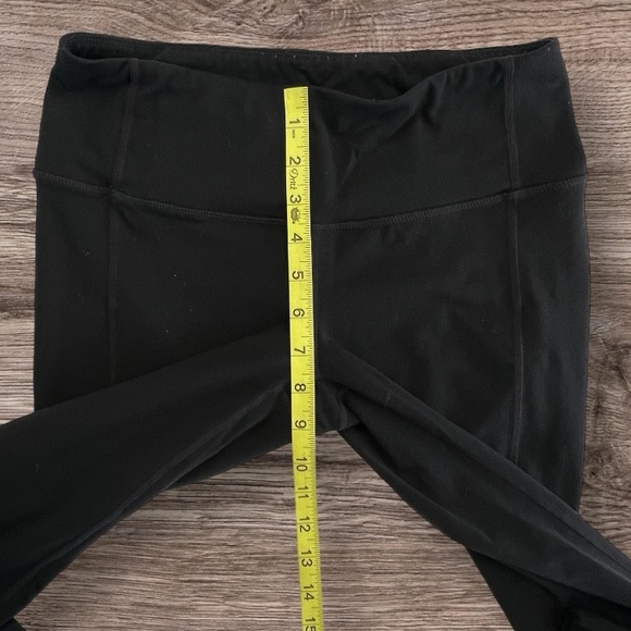 Athleta Mind Over Mat Capri Black Sz: S - Picture 12 of 16